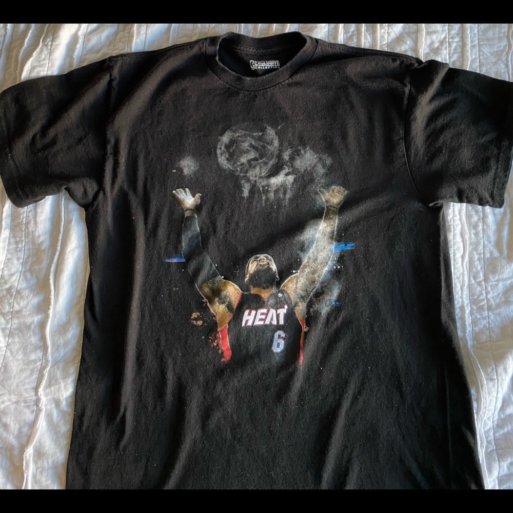Youth boys LeBron James Miami heat nba shirt